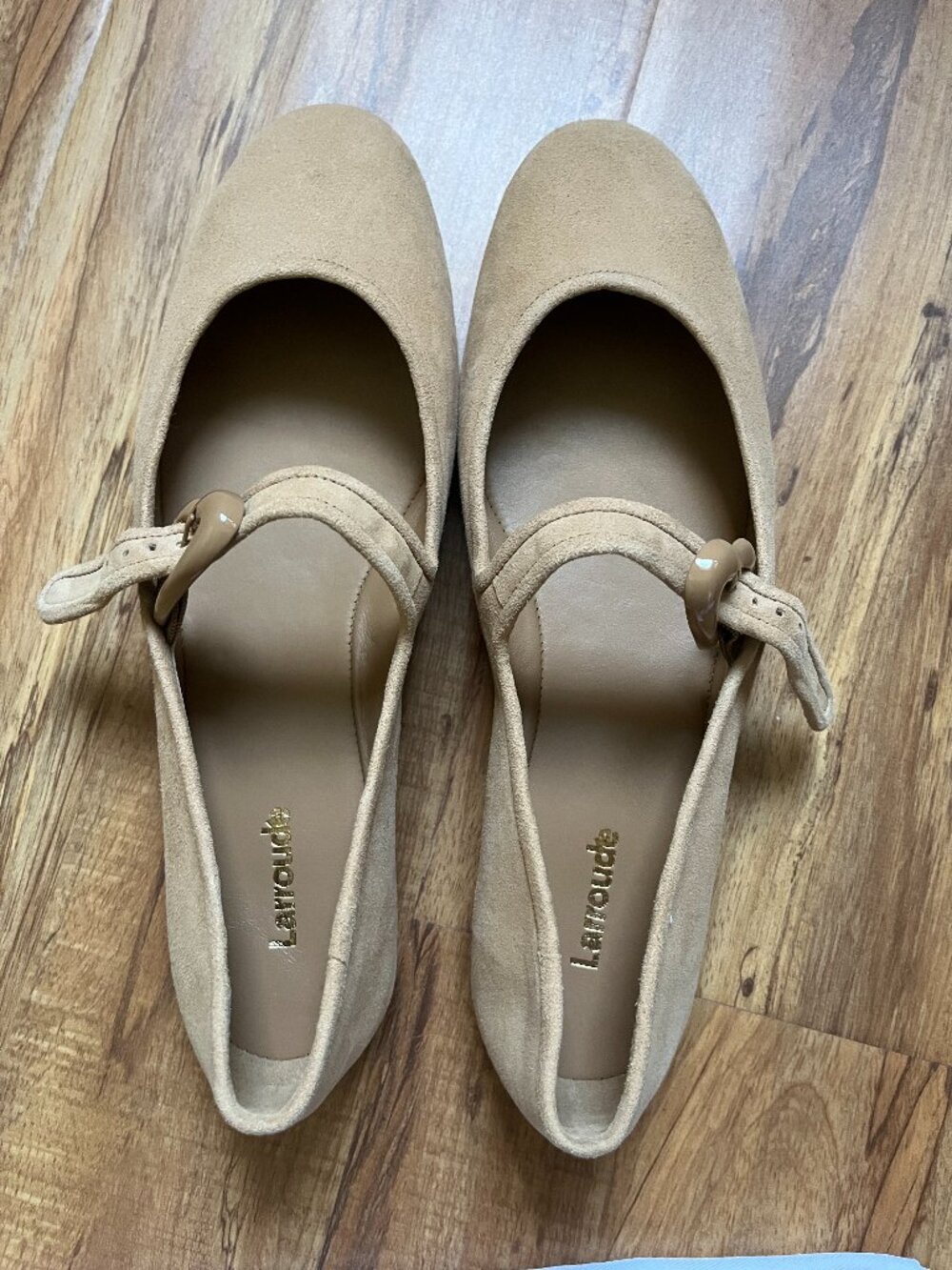 Larroude Verona Ballet Flat in Peanut Suede Size 8.5 NWT